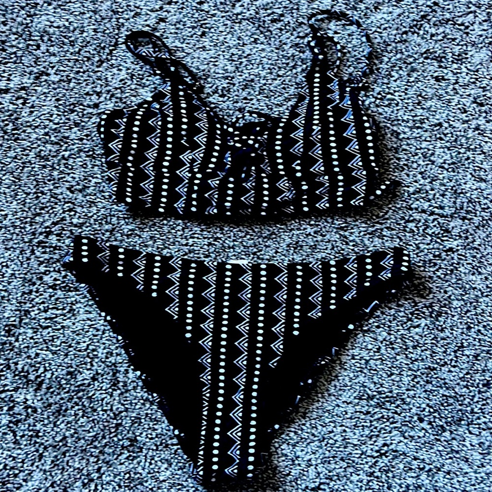 strappy bikini